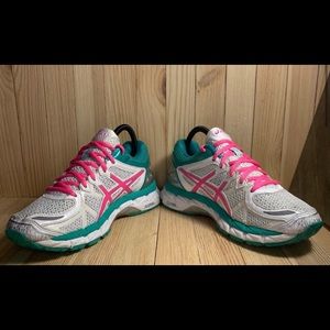 ASICS women’s gym shoes, size 8.5